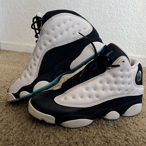 Blue & white Jordan’s - Picture 2 of 4